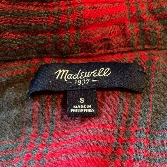 Madewell red plaid button down shirt with pockets! - Picture 3 of 14
